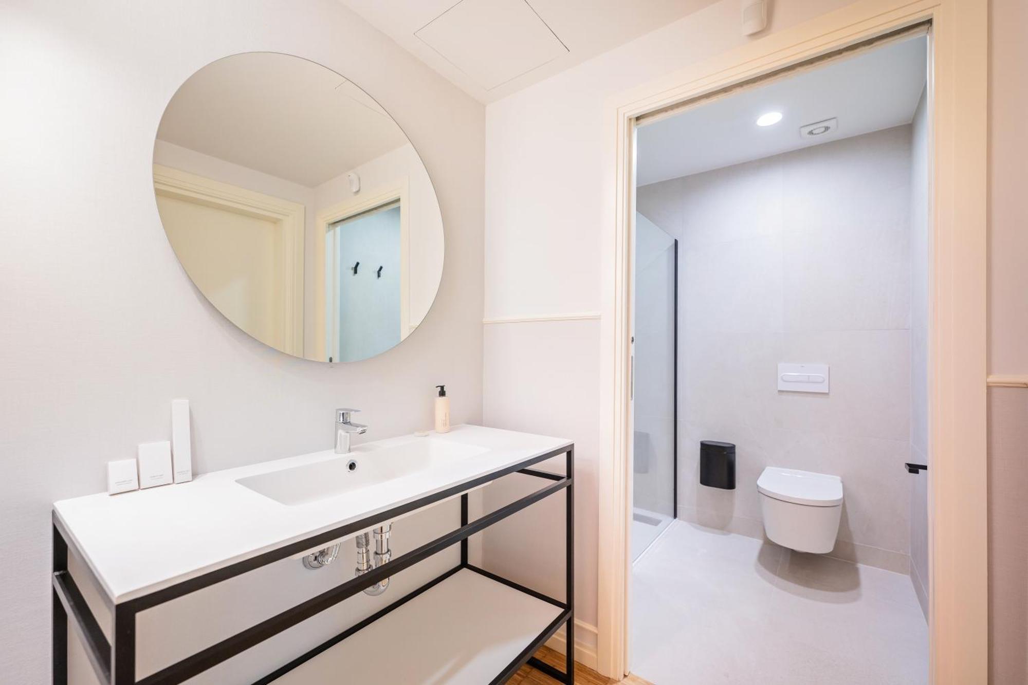 Sweett - Gran Via Apartment Барселона Екстериор снимка